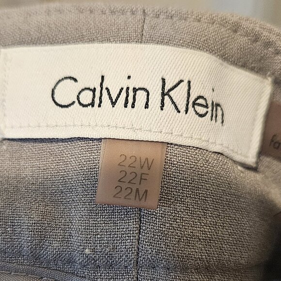 Light gray Calvin Kelin Women's dress pants, 22W - Picture 2 of 4